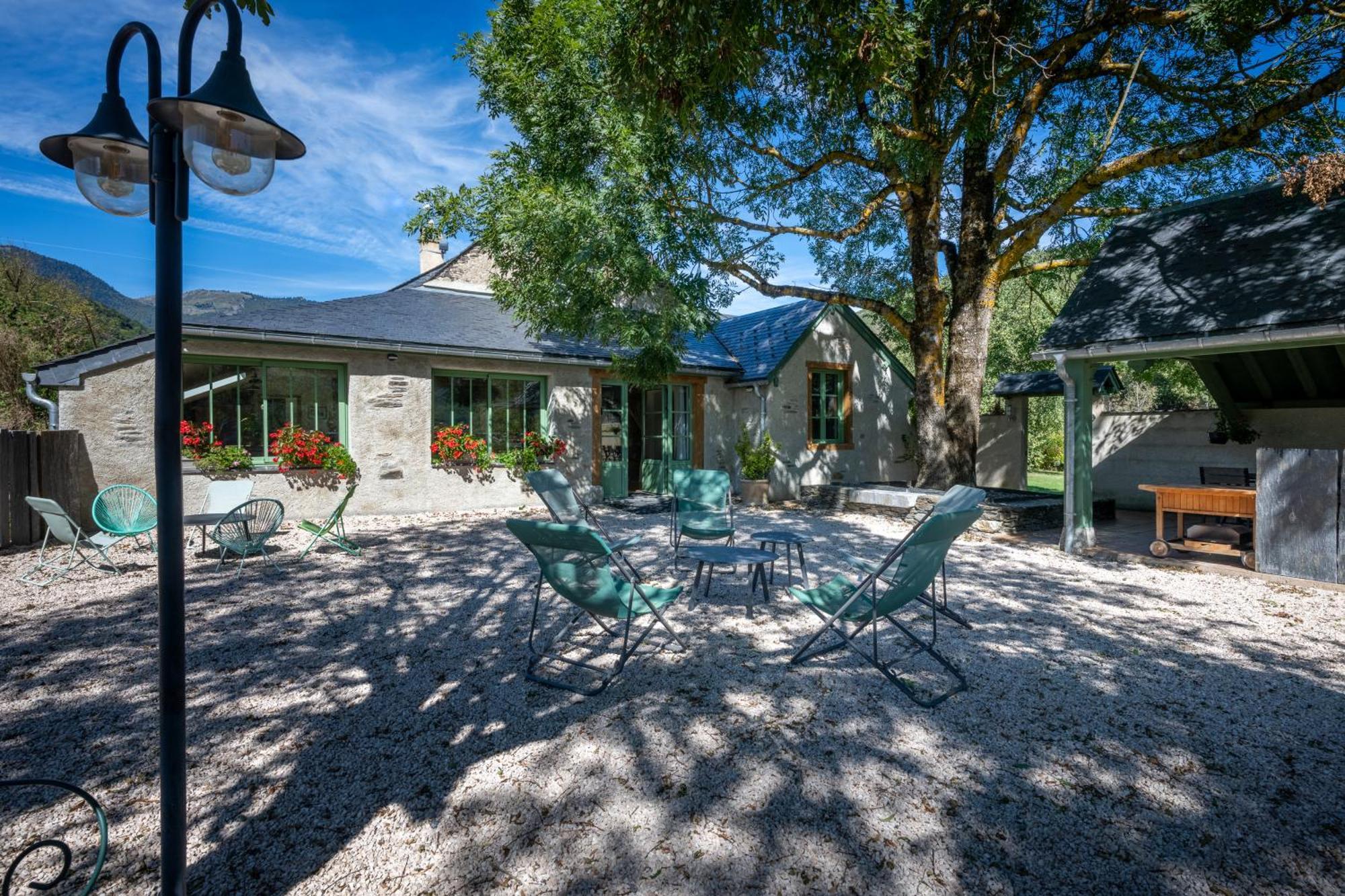 Grange Renovee En Gite/Maison/Chalet Arreau Buitenkant foto